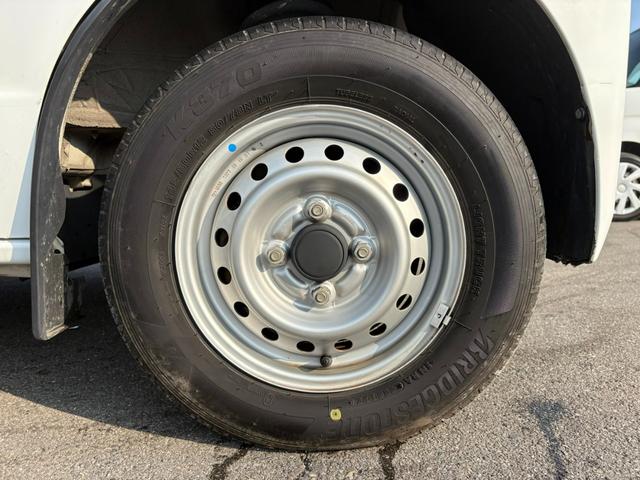 ＮＶ１００クリッパーバン ＤＸ　ＧＬパッケージ　４ＡＴ　社外ナビ　ワンセグ　ラジオ　バックカメラ　ＥＴＣ　ドライブレコーダー　マニュアルエアコン　前席パワーウィンドウ　純正キーレス（17枚目）