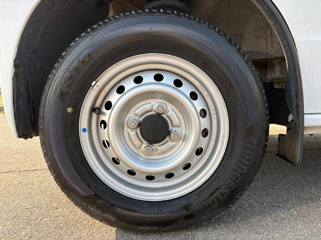 ＮＶ１００クリッパーバン ＤＸ　ＧＬパッケージ　４ＡＴ　社外ナビ　ワンセグ　ラジオ　バックカメラ　ＥＴＣ　ドライブレコーダー　マニュアルエアコン　前席パワーウィンドウ　純正キーレス（20枚目）