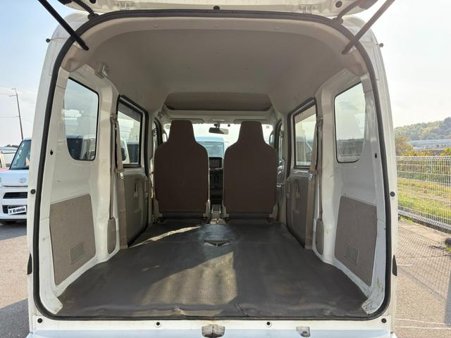 ＮＶ１００クリッパーバン ＤＸ　ＧＬパッケージ　４ＡＴ　社外ナビ　ワンセグ　ラジオ　バックカメラ　ＥＴＣ　ドライブレコーダー　マニュアルエアコン　前席パワーウィンドウ　純正キーレス（28枚目）