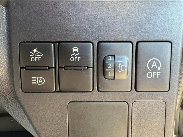 ハイゼットカーゴ スペシャルSAIII 4AT 衝突軽減ブレーキ 横滑り防止 アイドリングストップ 純正ラジオ ドライブレコーダー 前席パワーウィンドウ マニュアルエアコン 純正キーレス 社外アルミホイール(28枚目)