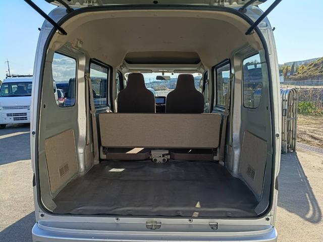 �y�g�����N�z���[�X�y�[�X���\���ɂ������܂��B�Q��ڂ�|���ăS���t�o�b�N�Ⓑ�ڕ���ςݍ��ނȂǎg�����͗l�X�B����E���W���[�Ɗ��􂢂����܂��B