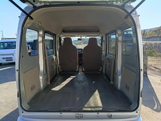 �y�g�����N�z���[�X�y�[�X���\���ɂ������܂��B�Q��ڂ�|���ăS���t�o�b�N�Ⓑ�ڕ���ςݍ��ނȂǎg�����͗l�X�B����E���W���[�Ɗ��􂢂����܂��B