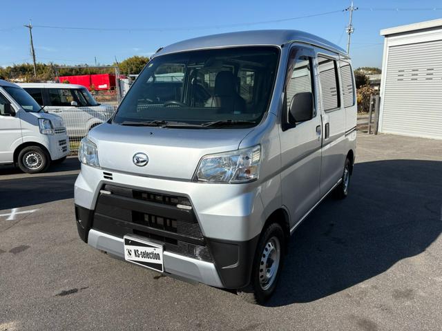 ハイゼットカーゴ ＤＸ　ＳＡＩＩＩ　４ＡＴ　衝突軽減ブレーキ　横滑り防止　アイドリングストップ　バックカメラ　マニュアルエアコン　前席パワーウィンドウ　純正キーレス（10枚目）