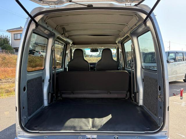 ハイゼットカーゴ ＤＸ　ＳＡＩＩＩ　４ＡＴ　衝突軽減ブレーキ　横滑り防止　アイドリングストップ　バックカメラ　マニュアルエアコン　前席パワーウィンドウ　純正キーレス（26枚目）