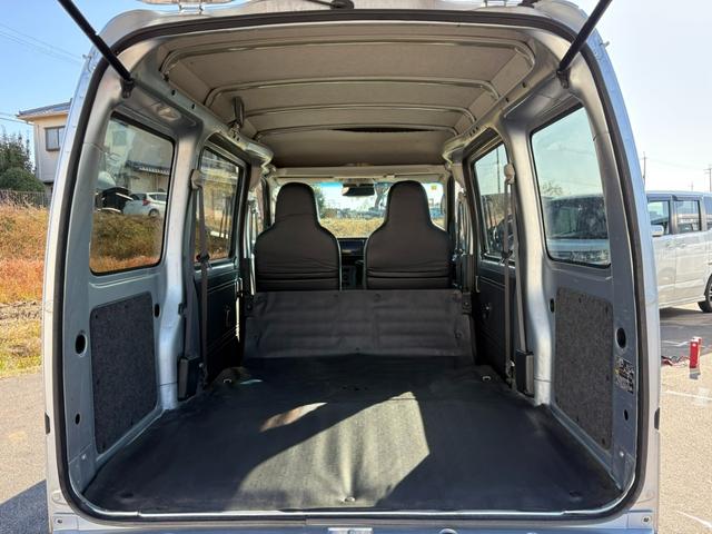 ハイゼットカーゴ ＤＸ　ＳＡＩＩＩ　４ＡＴ　衝突軽減ブレーキ　横滑り防止　アイドリングストップ　バックカメラ　マニュアルエアコン　前席パワーウィンドウ　純正キーレス（27枚目）