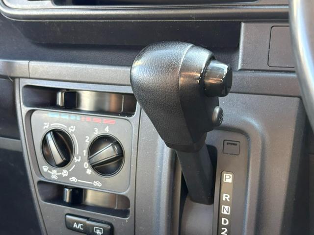 ハイゼットカーゴ ＤＸ　ＳＡＩＩＩ　４ＡＴ　衝突軽減ブレーキ　横滑り防止　アイドリングストップ　バックカメラ　マニュアルエアコン　前席パワーウィンドウ　純正キーレス（33枚目）