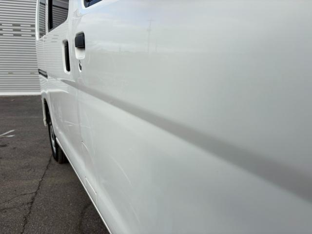 ハイゼットカーゴ スペシャル　４ＡＴ　アイドリングストップ　マニュアルエアコン　ＥＴＣ　キー（11枚目）