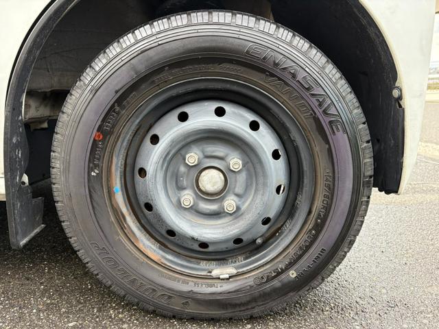 スクラム バスター　４ＡＴ　衝突軽減ブレーキ　横滑り防止　パーキングアシスト　社外ナビ　Ｂｌｕｅｔｏｏｔｈ接続　ラジオ　バックカメラ　ＥＴＣ　マニュアルエアコン　パワーウィンドウ　電格ミラー　純正キーレス（17枚目）