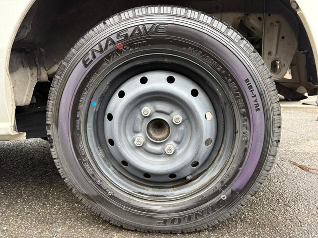 スクラム バスター　４ＡＴ　衝突軽減ブレーキ　横滑り防止　パーキングアシスト　社外ナビ　Ｂｌｕｅｔｏｏｔｈ接続　ラジオ　バックカメラ　ＥＴＣ　マニュアルエアコン　パワーウィンドウ　電格ミラー　純正キーレス（19枚目）