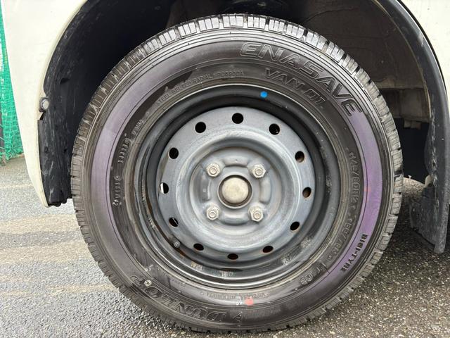 スクラム バスター　４ＡＴ　衝突軽減ブレーキ　横滑り防止　パーキングアシスト　社外ナビ　Ｂｌｕｅｔｏｏｔｈ接続　ラジオ　バックカメラ　ＥＴＣ　マニュアルエアコン　パワーウィンドウ　電格ミラー　純正キーレス（20枚目）