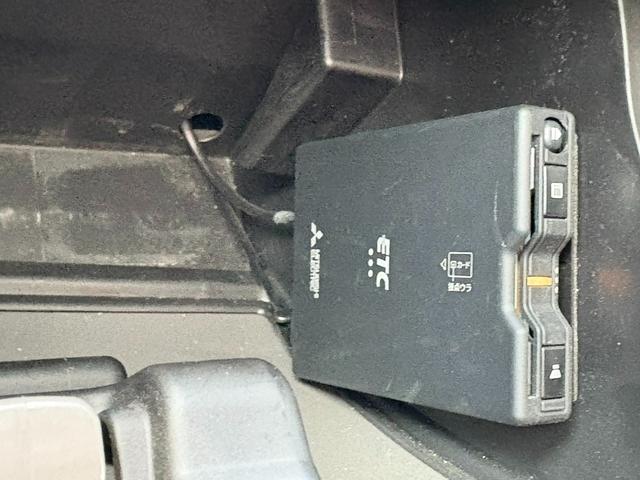 スクラム バスター　４ＡＴ　衝突軽減ブレーキ　横滑り防止　パーキングアシスト　社外ナビ　Ｂｌｕｅｔｏｏｔｈ接続　ラジオ　バックカメラ　ＥＴＣ　マニュアルエアコン　パワーウィンドウ　電格ミラー　純正キーレス（38枚目）