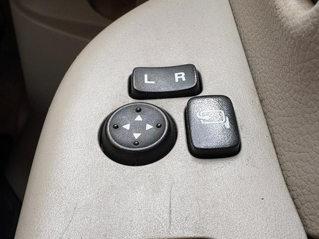 スクラム バスター　４ＡＴ　衝突軽減ブレーキ　横滑り防止　パーキングアシスト　社外ナビ　Ｂｌｕｅｔｏｏｔｈ接続　ラジオ　バックカメラ　ＥＴＣ　マニュアルエアコン　パワーウィンドウ　電格ミラー　純正キーレス（42枚目）