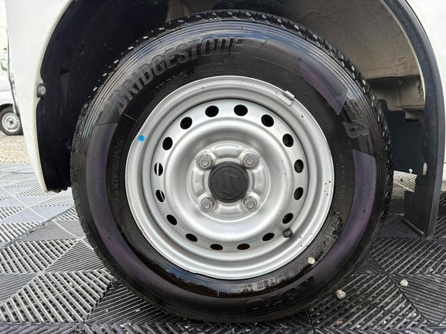 エブリイ PC 4AT 純正ラジオ ETC マニュアルエアコン 前席パワーウィンドウ 純正キーレス(18枚目)