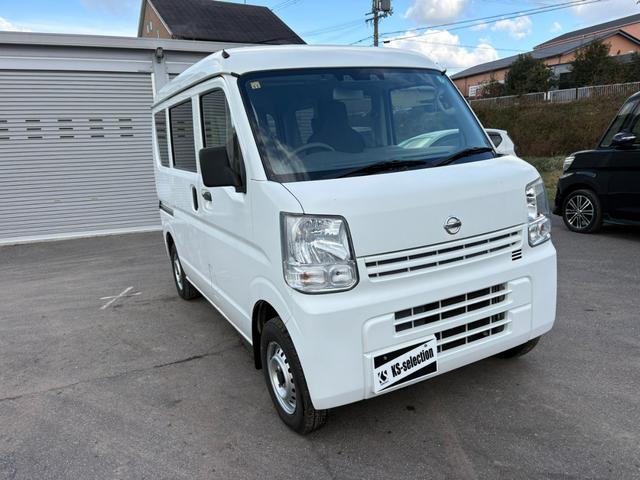ＮＶ１００クリッパーバン ＤＸ　セーフティパッケージ　５ＡＧＳ車　衝突軽減ブレーキ　横滑り防止　パーキングアシスト　２ｎｄ発進　純正ラジオ　ＥＴＣ　マニュアルエアコン　純正キーレス（4枚目）