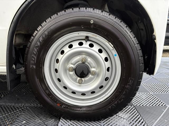 ＮＶ１００クリッパーバン ＤＸ　セーフティパッケージ　５ＡＧＳ車　衝突軽減ブレーキ　横滑り防止　パーキングアシスト　２ｎｄ発進　純正ラジオ　ＥＴＣ　マニュアルエアコン　純正キーレス（12枚目）