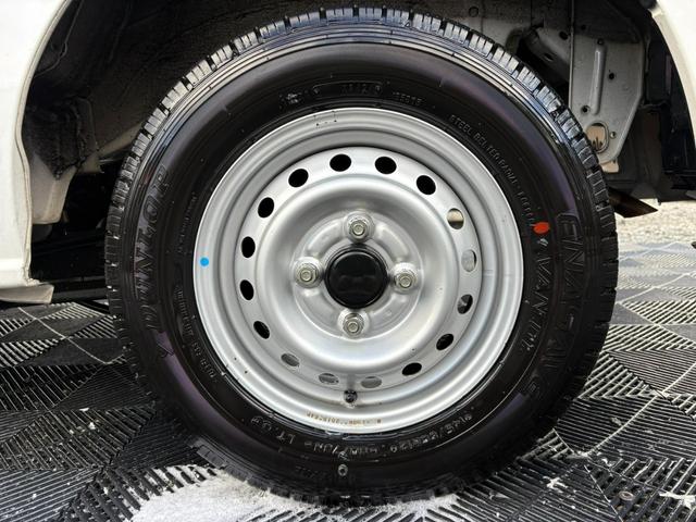 ＮＶ１００クリッパーバン ＤＸ　セーフティパッケージ　５ＡＧＳ車　衝突軽減ブレーキ　横滑り防止　パーキングアシスト　２ｎｄ発進　純正ラジオ　ＥＴＣ　マニュアルエアコン　純正キーレス（14枚目）