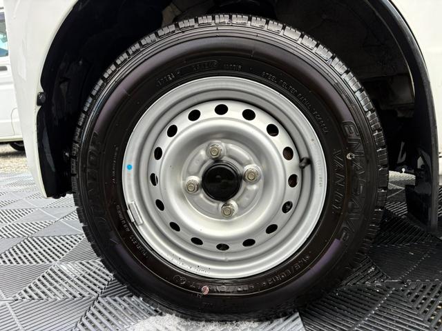 ＮＶ１００クリッパーバン ＤＸ　セーフティパッケージ　５ＡＧＳ車　衝突軽減ブレーキ　横滑り防止　パーキングアシスト　２ｎｄ発進　純正ラジオ　ＥＴＣ　マニュアルエアコン　純正キーレス（15枚目）