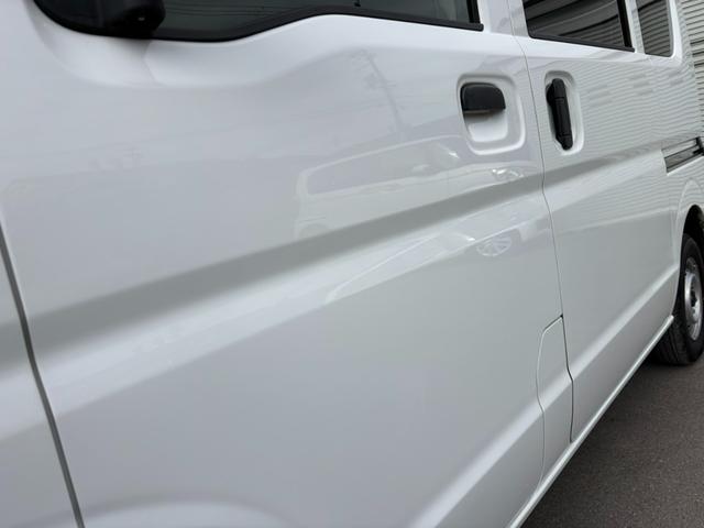 エブリイ ＰＣ　４ＡＴ　衝突軽減ブレーキ　横滑り防止　パーキングアシスト　社外ナビ　ラジオ　ＡＵＸ　マニュアルエアコン　前席パワーウィンドウ　純正キーレス（12枚目）