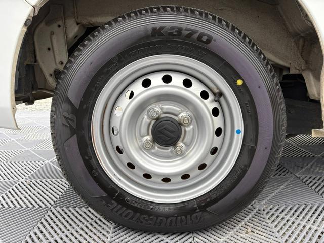 エブリイ ＰＣ　４ＡＴ　衝突軽減ブレーキ　横滑り防止　パーキングアシスト　社外ナビ　ラジオ　ＡＵＸ　マニュアルエアコン　前席パワーウィンドウ　純正キーレス（14枚目）