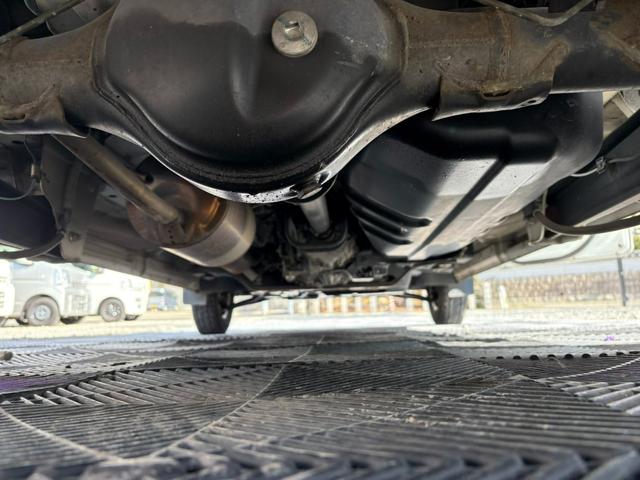 エブリイ ＰＡ　５ＡＧＳ車　２ｎｄ発進　社外ナビ　Ｂｌｕｅｔｏｏｔｈ接続　ラジオ　ＥＴＣ　ドライブレコーダー　マニュアルエアコン　キー（19枚目）