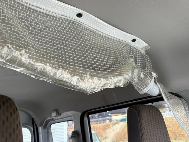 �d�؂�J�[�e��