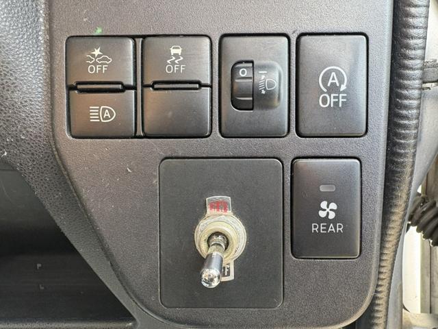 ハイゼットカーゴ ＤＸ　ＳＡＩＩＩ　４ＡＴ　衝突軽減ブレーキ　横滑り防止　アイドリングストップ　新品シートカバー付き　バックカメラ　マニュアルエアコン　前席パワーウィンドウ　純正キーレス（29枚目）