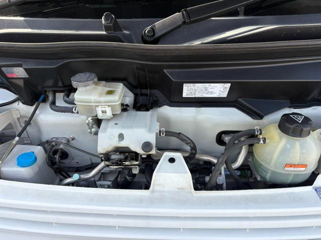 �G���W�����[�����Y��ł�