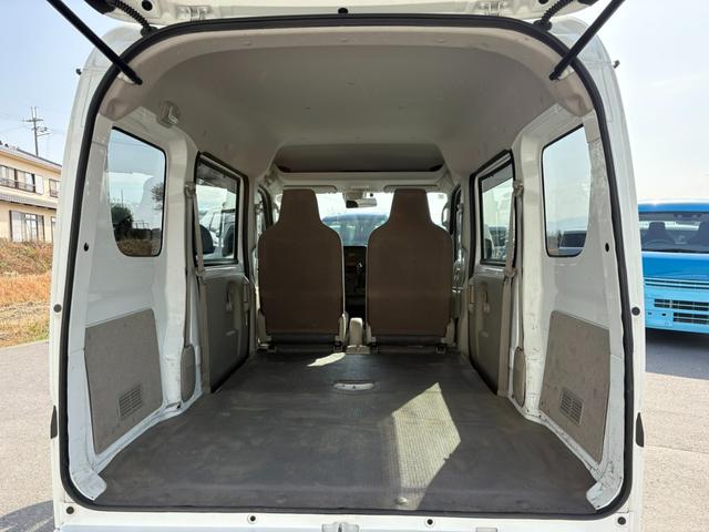 �y�g�����N�z���[�X�y�[�X���\���ɂ������܂��B�Q��ڂ�|���ăS���t�o�b�N�Ⓑ�ڕ���ςݍ��ނȂǎg�����͗l�X�B����E���W���[�Ɗ��􂢂����܂��B