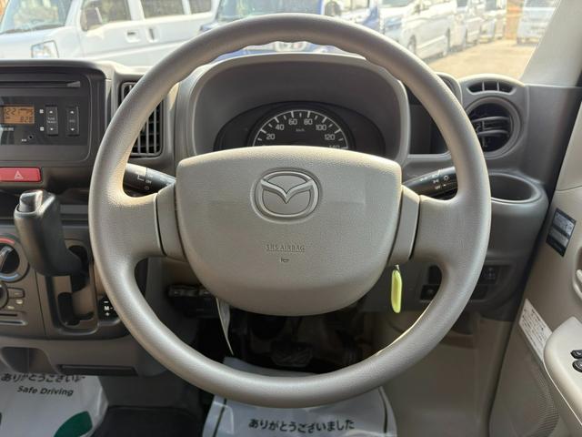 �y�����X�e�A�����O�z��ɂ����������݂ƂĂ��^�]���₷���n���h���ł��B�n���h�������������G���ǂ��t�B�b�g���܂��B