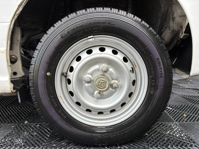 Ｎ－ＶＡＮ Ｇ・ホンダセンシング　ＣＶＴ　衝突軽減ブレーキ　横滑り防止　純正ラジオ　オートエアコン　ＥＴＣ　ドライブレコーダー　前席パワーウィンドウ　純正キーレス（11枚目）