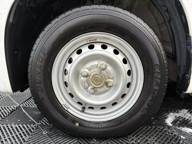 Ｎ－ＶＡＮ Ｇ・ホンダセンシング　ＣＶＴ　衝突軽減ブレーキ　横滑り防止　純正ラジオ　オートエアコン　ＥＴＣ　ドライブレコーダー　前席パワーウィンドウ　純正キーレス（12枚目）