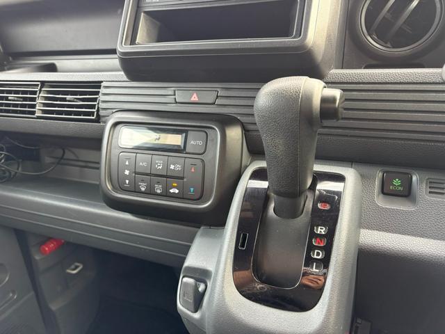 Ｎ－ＶＡＮ Ｇ・ホンダセンシング　ＣＶＴ　衝突軽減ブレーキ　横滑り防止　純正ラジオ　オートエアコン　ＥＴＣ　ドライブレコーダー　前席パワーウィンドウ　純正キーレス（29枚目）