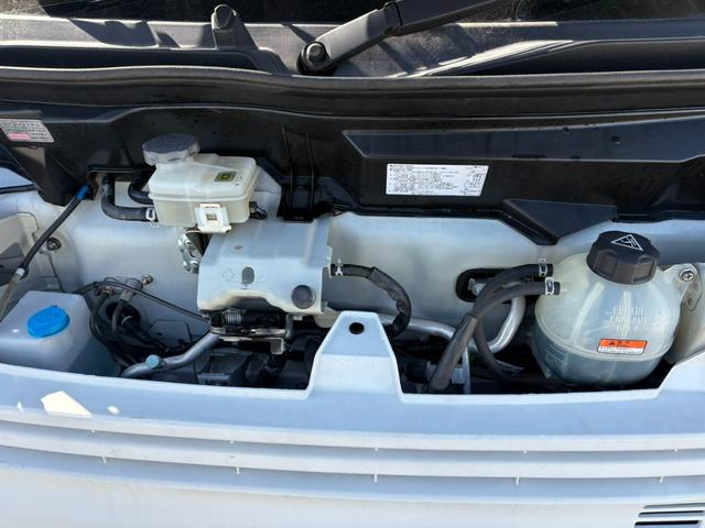 �G���W�����[�����Y��ł�