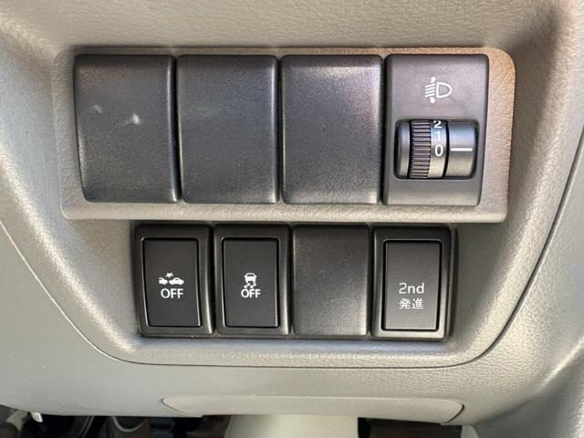 �Q�������i�@�Փˌy���u���[�L�@������h�~