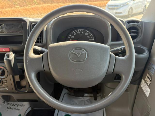 �y�����X�e�A�����O�z��ɂ����������݂ƂĂ��^�]���₷���n���h���ł��B�n���h�������������G���ǂ��t�B�b�g���܂��B