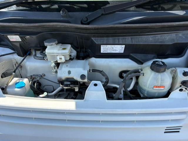 �G���W�����[�����Y��ł�