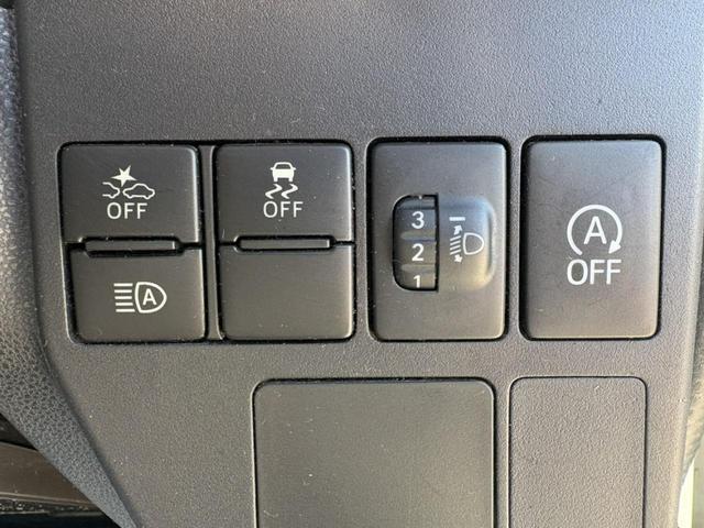 ハイゼットカーゴ 　セパレート２シータＳＡＩＩＩ　４ＡＴ　衝突軽減ブレーキ　横滑り防止　アイドリングストップ　ＥＴＣ　純正ラジオ　マニュアルエアコン　キー（29枚目）