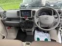 【インパネ周り】視界がよく運転しやすい設計となっております。インパネ周りもすっきりと洗練されたデザインで高級感が溢れています。日々のドライブを飽きさせません。