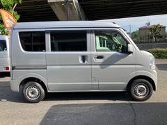 【仕入れプロが拘り抜いた車両】当店の展示車両はメーターの改ざん、修復歴の不当表示は一切ございません。安心してお買い求めください。ＫＳ−ＳＥＬＥＣＴＩＯＮ　泉北店　０７２−３４９−７１２４ 5