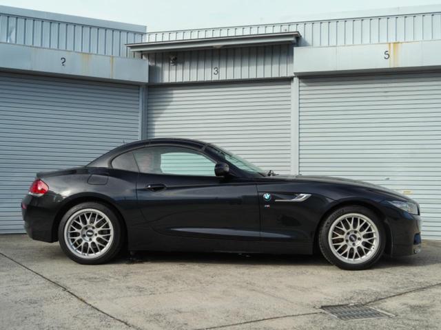 Ｚ４ ｓＤｒｉｖｅ２０ｉ　Ｍスポーツ　後期Ｍスポーツ・サファイアブラック・４７５・レッドレザーインテリア・パワーシート・シートヒーター・パドルシフト・Ｂｌｕｅｔｏｏｔｈオーディオ・バックカメラ・ドラレコ・ＥＴＣ・記録簿（8枚目）