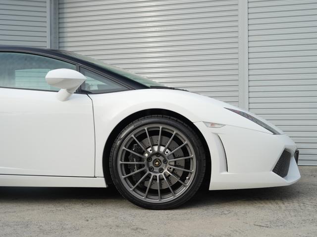 ランボルギーニ ガヤルド LP560-4 ビコローレ ランボルギーニ ガヤルド LP560-4 ビコローレ