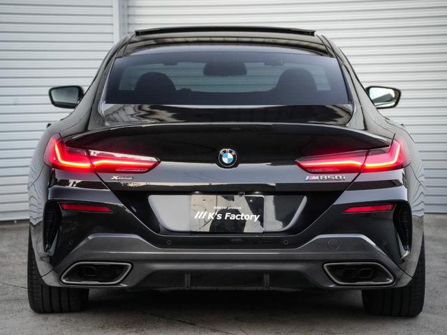 ８シリーズ Ｍ８５０ｉ　ｘＤｒｉｖｅ　グランクーペ　Ｍパフォーマンス／ブラックカスタム／２０インチＡＷ／コニャックレザー／シートヒーター・クーラー／ＨＵＤ／Ｍブレーキ／サンルーフ／アクティブクルーズコントロール／アンビエントライト／無線カープレイ（20枚目）