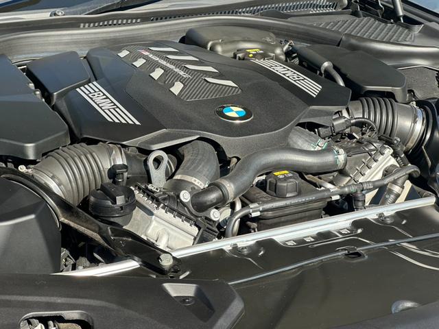 ８シリーズ Ｍ８５０ｉ　ｘＤｒｉｖｅ　グランクーペ　Ｍパフォーマンス／ブラックカスタム／２０インチＡＷ／コニャックレザー／シートヒーター・クーラー／ＨＵＤ／Ｍブレーキ／サンルーフ／アクティブクルーズコントロール／アンビエントライト／無線カープレイ（27枚目）