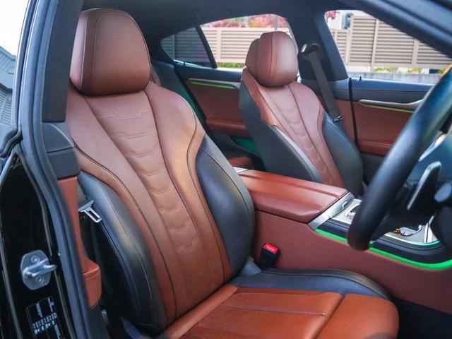 ８シリーズ Ｍ８５０ｉ　ｘＤｒｉｖｅ　グランクーペ　Ｍパフォーマンス／ブラックカスタム／２０インチＡＷ／コニャックレザー／シートヒーター・クーラー／ＨＵＤ／Ｍブレーキ／サンルーフ／アクティブクルーズコントロール／アンビエントライト／無線カープレイ（28枚目）