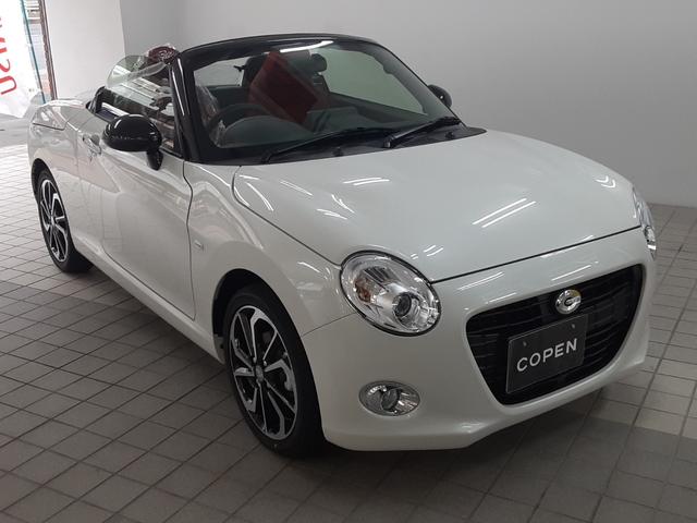 コペン セロ 届出済み未使用車 保証継承付 レッド内装インテリア オプション切削16インチアルミ リヤソナー 電動オープン シートヒーター LEDヘッドライト ステアリングスイッチ スマートキー(3枚目)