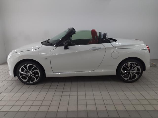 コペン セロ 届出済み未使用車 保証継承付 レッド内装インテリア オプション切削16インチアルミ リヤソナー 電動オープン シートヒーター LEDヘッドライト ステアリングスイッチ スマートキー(4枚目)