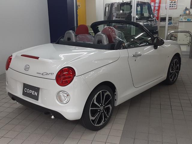 コペン セロ 届出済み未使用車 保証継承付 レッド内装インテリア オプション切削16インチアルミ リヤソナー 電動オープン シートヒーター LEDヘッドライト ステアリングスイッチ スマートキー(6枚目)