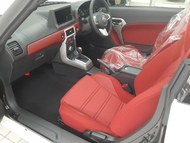 コペン セロ 届出済み未使用車 保証継承付 レッド内装インテリア オプション切削16インチアルミ リヤソナー 電動オープン シートヒーター LEDヘッドライト ステアリングスイッチ スマートキー(14枚目)