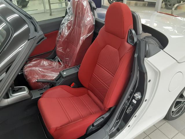 コペン セロ 届出済み未使用車 保証継承付 レッド内装インテリア オプション切削16インチアルミ リヤソナー 電動オープン シートヒーター LEDヘッドライト ステアリングスイッチ スマートキー(15枚目)
