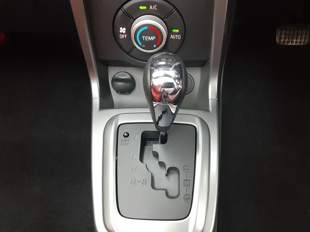 コペン セロ 届出済み未使用車 保証継承付 レッド内装インテリア オプション切削16インチアルミ リヤソナー 電動オープン シートヒーター LEDヘッドライト ステアリングスイッチ スマートキー(19枚目)